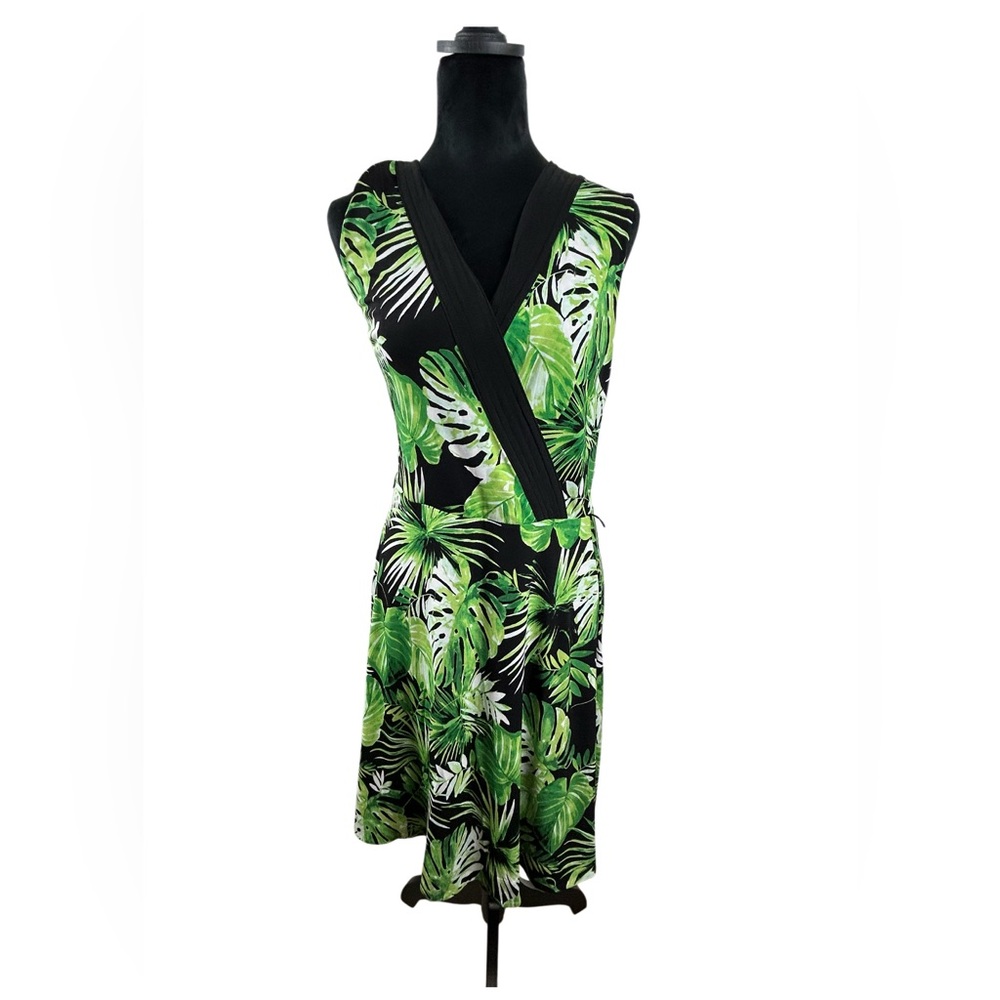 White House Black Market Tropical Leaf Print Sleeveless Dress